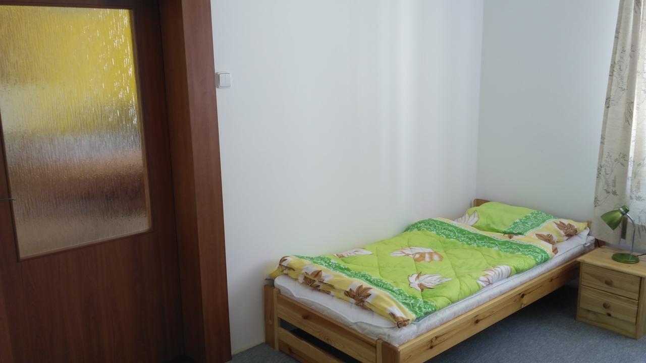Apartman Utvina エクステリア 写真